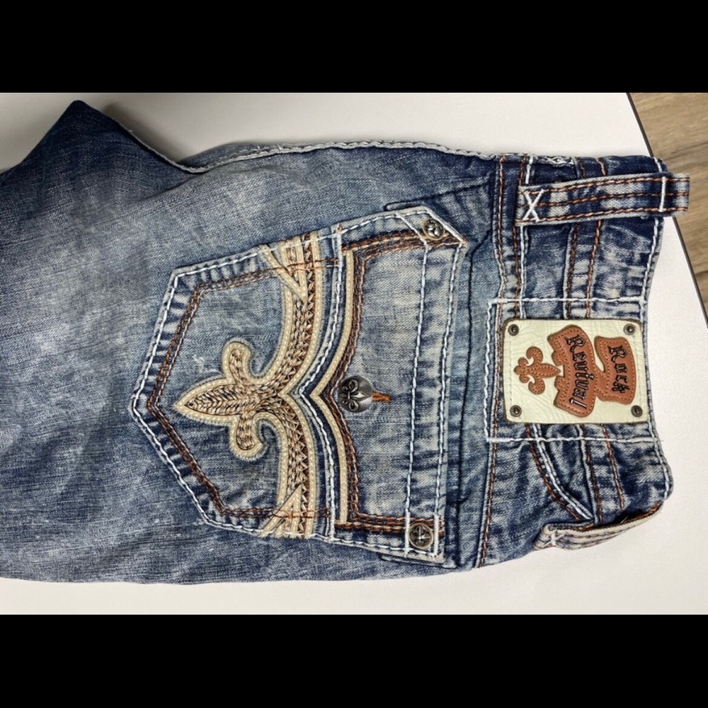 MENS ROCK REVIVAL FEENEY STRAIGHT JEANS SIZE 34